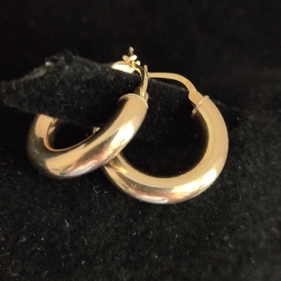 Gold over Silver 925 Puffed Hoops Earrings - Picture 3 of 13